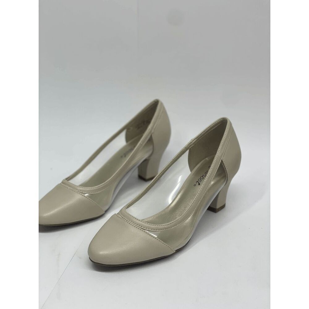 Easy Street Women's Cod Slip-On Pump Heels - Bone 7.5M